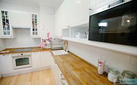 Warsaw Concierge Vistula Apartment